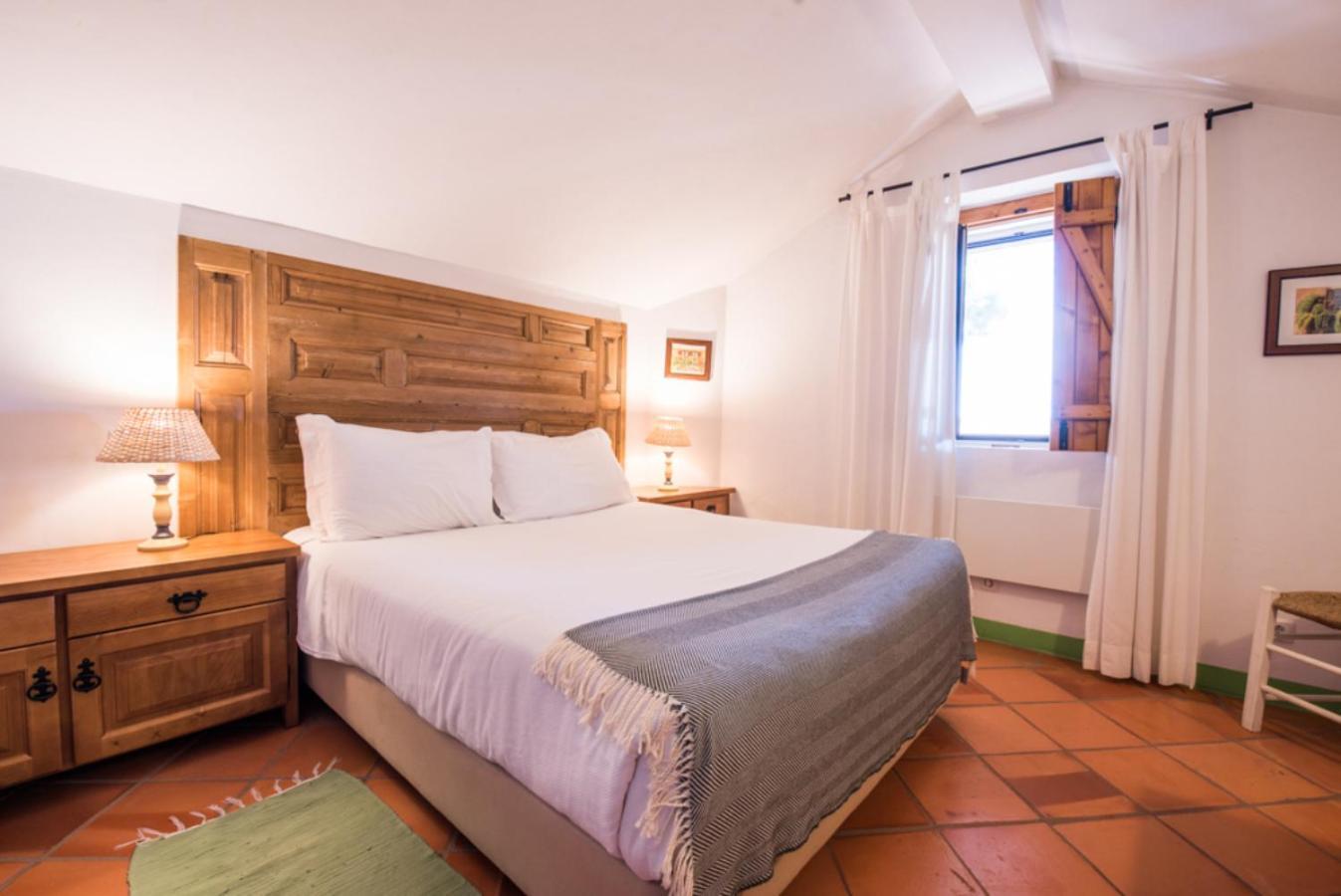 Casas De Juromenha Guest House Exterior photo